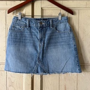 Hollister denim highrise miniskirt Size: 28